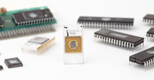 EPROM 紫外線消去 ROM リードオンリーメモリ (動作確認済) EPROM 紫外線消去 ROM リードオンリーメモリ (動作確認済) UV