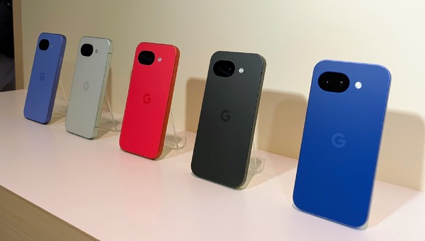 Google Pixel 10aに日本限定モデル『Isai Blue』、特別ボックスや
