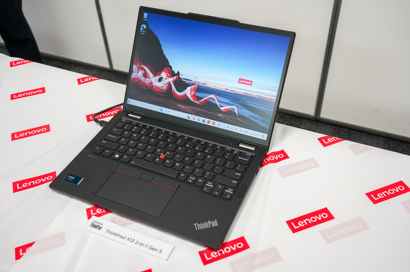 Core Ultra搭載のThinkPad X1 Carbonなど、レノボが最新機種14シリーズを発表