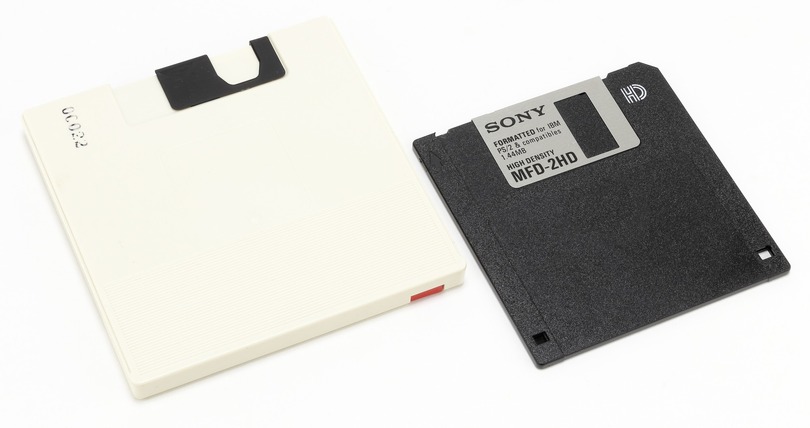 リムーバブルHDDで一時代を築いたSyQuestの初代「Q-PAK」（容量6.38MB・1982年頃～）：ロストメモリーズ File005