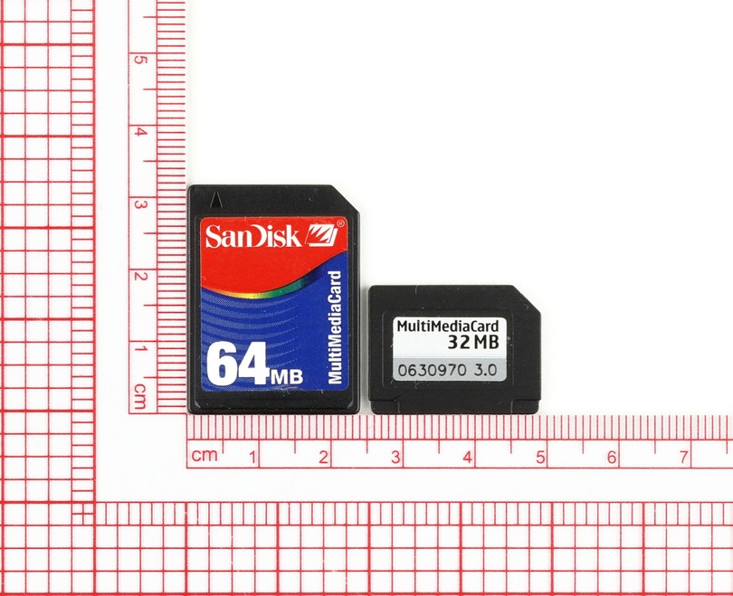 SDカードの元になった小型フラッシュメディア「マルチメディアカード」（2MB～、1997年頃～）：ロストメモリーズ File008