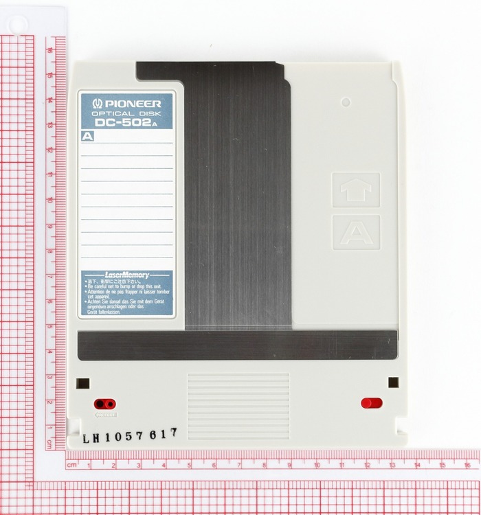 5.25インチMOとそっくりなのに1度しか書き込みできない「130mm追記形光ディスクカートリッジ」（650MB、1987年頃～）：ロストメモリーズ File012