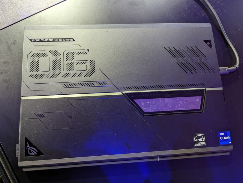 ASUS、ROG Flow Z13発表。第13世代Core i9にRTX 4060搭載の13.4型ゲーミングタブレット