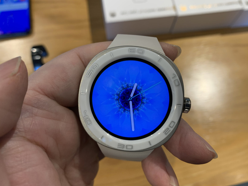 HUAWEI WATCH GT Cyber国内発表。ケース着せ替えで別モデル感覚の新機軸スマートウォッチ