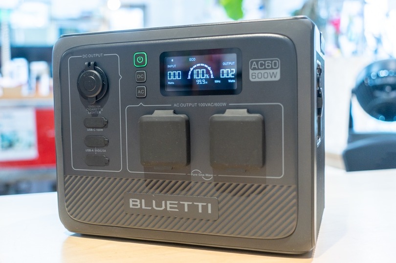 注目のポータブル電源 BLUETTI AC60 を徹底解説。UPSにも容量拡張も対応の多機能モデル