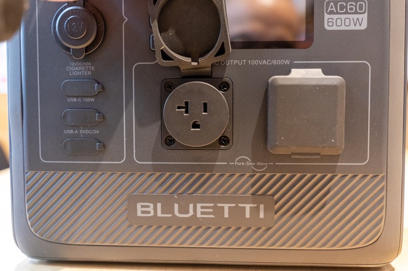 注目のポータブル電源 BLUETTI AC60 を徹底解説。UPSにも容量拡張も対応の多機能モデル