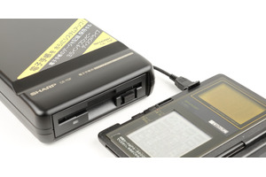 シャープの電子手帳で使えた専用3.5インチFDドライブ「CE-70F」（720KB、1989年頃～）：ロストメモリーズ File030（再掲） 画像