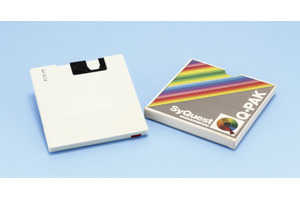 リムーバブルHDDで一時代を築いたSyQuestの初代「Q-PAK」（容量6.38MB・1982年頃～）：ロストメモリーズ File005（再掲） 画像