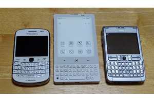 QWERTYキー好き注目の「Minimal Phone」を古の名キーボード端末と比較（スマホ沼） 画像