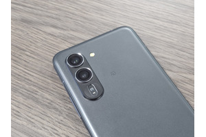 【実は変態】Pixel 10よりarrows Alphaがキニナル… （スマホ沼） 画像