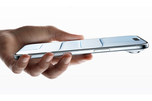 iPhone Air、心配された本体強度とバッテリーの持ちは「問題なし」か。検証の様子が続々 画像