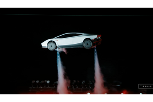 テスラが空飛ぶクルマ「ロードスター・ロケット」実演、イーロン・マスクいわく「楽しさは10点満点中11点」　逆さに貼り付く吸引ファンも搭載 画像