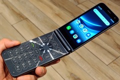 久々の新規日本参入メーカー ALTの第1弾スマホ「ケースマ」実機に触れてきた（スマホ沼） 画像