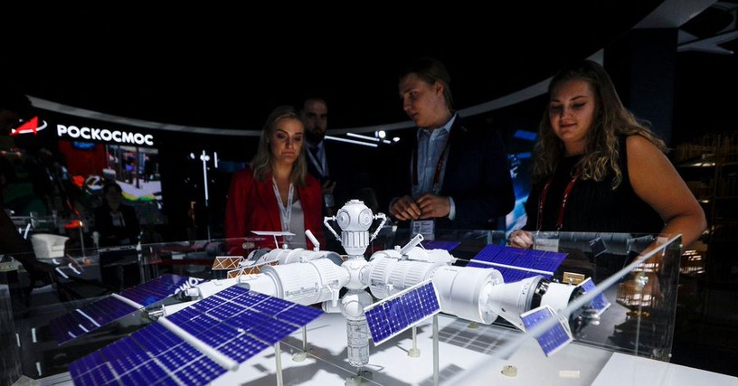 ロシア、独自の新宇宙ステーション「ROSS」の模型を公開。2025年以降打上げ予定 画像