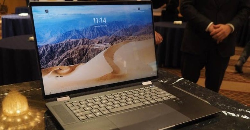 日本HP、Core Ultra搭載の2 in 1「Spectre x360」&ゲーミングノート「OMEN」発表。AI PCに先駆けるAIテクノロジー内蔵PC 画像
