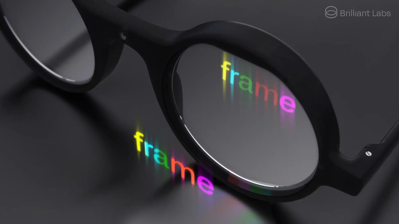 マルチモーダルAIメガネ『Frame』詳細。39gにOLED画面とカメラ搭載、見たものを翻訳やナビなど。4月出荷で予約受付中 画像