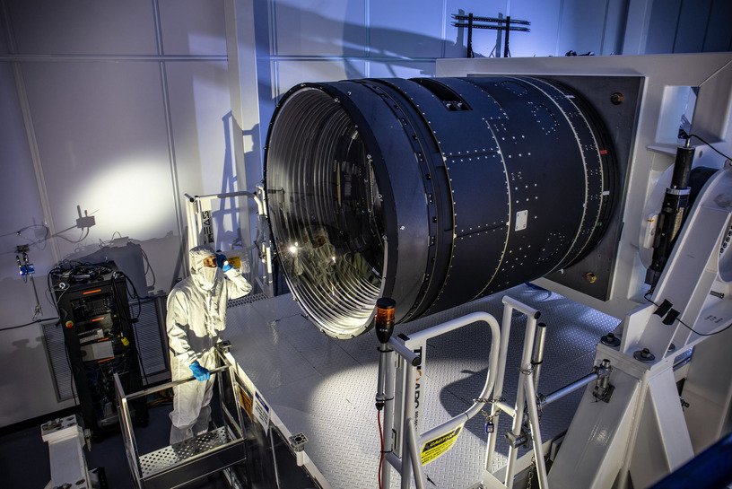 世界最大の天文学用デジタルカメラ「LSSTカメラ」が完成。32億画素、25km先のゴルフボールも捉える高解像度 画像