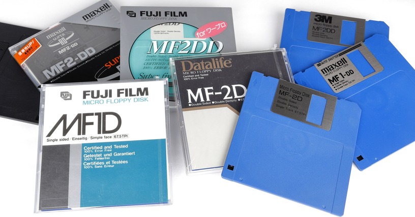 最初に標準規格化された3.5インチFD「倍密度マイクロフロッピーディスク」(250KB~1MB、1983年頃~):ロストメモリーズ File041 画像