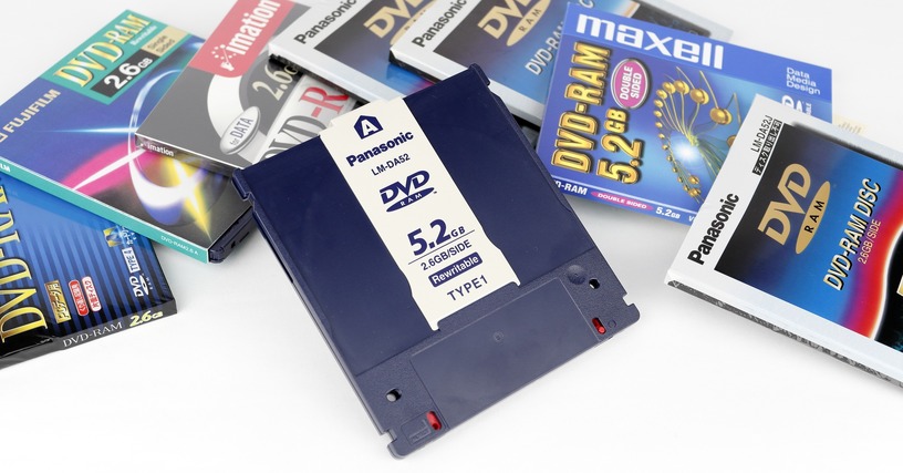 PDの後継? 他のDVD規格と大きく異なる特殊な書換型DVD「DVD-RAM(Ver1.0)」(片面2.6GB、1998年頃~):ロストメモリーズ File043 画像