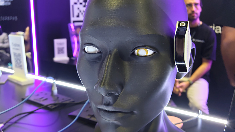 ウェアラブルの究極形 スマートコンタクトレンズがいよいよ現実味を帯びてきた(スマホ沼) 画像