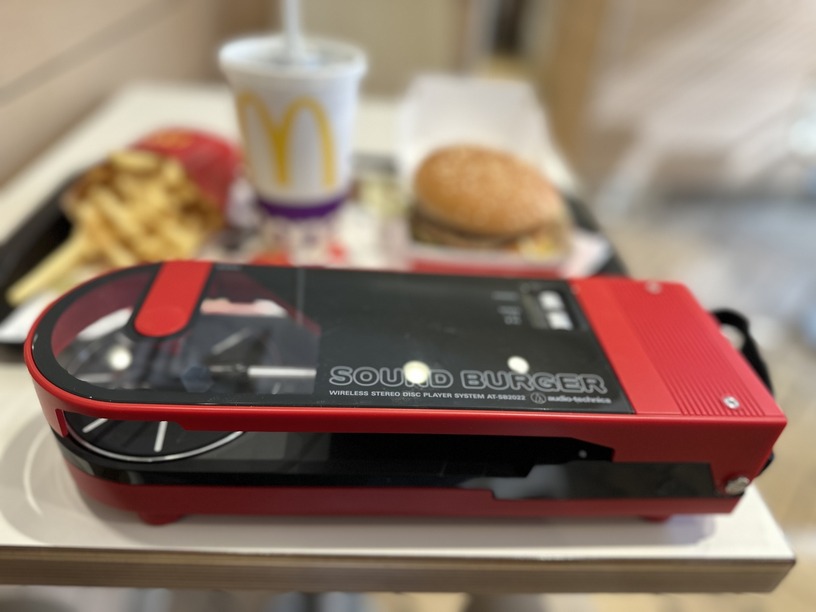 アナログレコードで昼食を。シン・サウンドバーガーをマクドナルドで聴いてみた（CloseBox） 画像