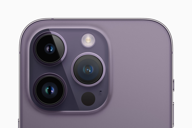 iPhone 15 Pro(仮)はチタン製でペリスコープ望遠レンズ採用・感圧式サイドボタンにRAM 8GBの全部載せ仕様、有力アナリストが予測 画像