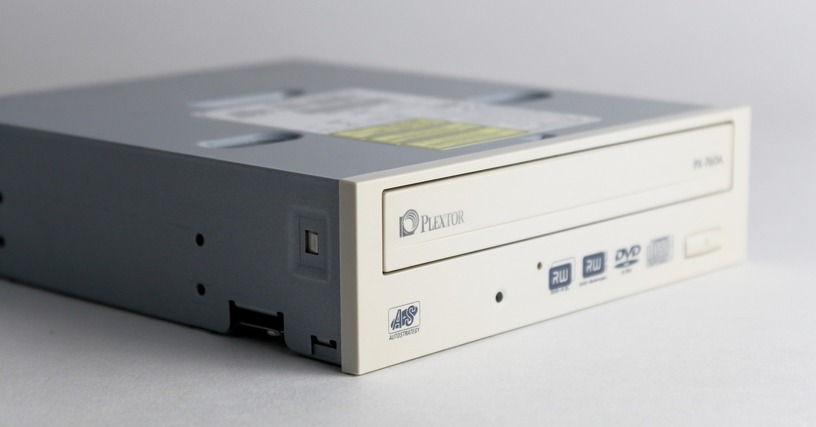 プレクスターが自社開発した最後のDVD±R/RWドライブ「PX-760A」（2006年頃～）：ロストメモリーズ File010 画像