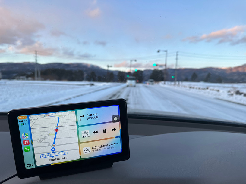 スマホをナビに使って捕まる前に 外付けCarPlayキットを取り付けて法遵守・快適ドライビング(村上タクタ) 画像