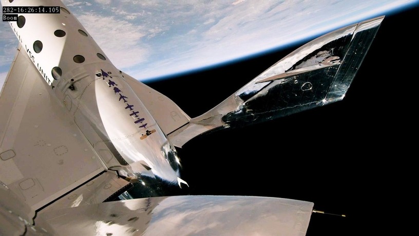 Virgin Galactic、商用宇宙飛行ビジネス開始に向け最後の試験飛行を完了 画像