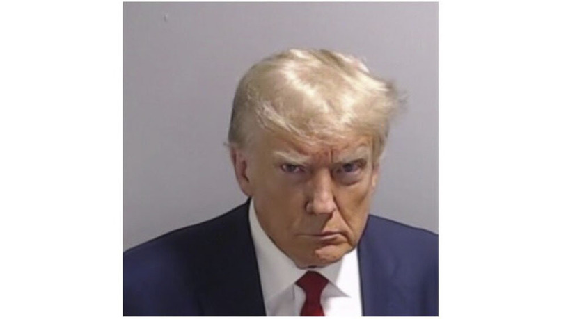 トランプ元米大統領、逮捕時の「マグショット」でX(旧Twitter)に復帰 画像