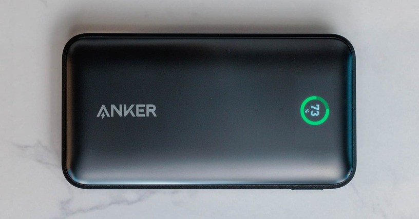 3ポート出力でコンパクト、電池残量の％表示もできるモバイルバッテリーAnker Power Bank (10000mAh, 30W)を買いました：編集部買い物日記（仮） 画像