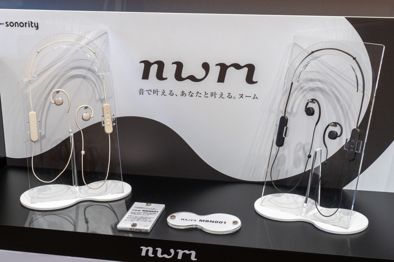 NTTの耳を塞がないイヤホン「耳スピ」にネックバンド型 nwm MBN001発売。20時間再生で1日中利用可能に