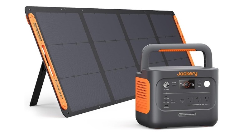 定番ポータブル電源が最大50%オフ、JackeryがAmazonセール開始。ソーラーパネルセットやUPS兼用モデルも