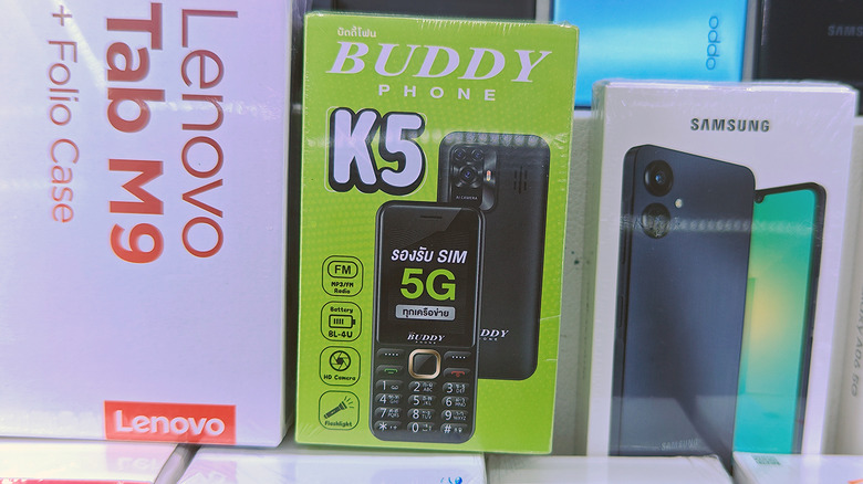幻の5Gケータイを発見！と思いきや… 怪しいパーツがそろうバンコクの深センを練り歩く（スマホ沼）