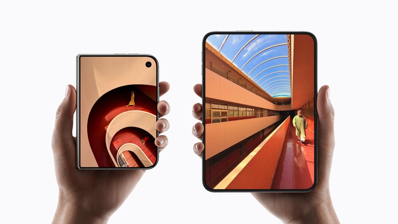 折りたたみ iPhone Duoは36万4800円から。カメラ穴なし「白銀比」大画面で独自UI採用とペン対応、最速A20 Proチップ採用