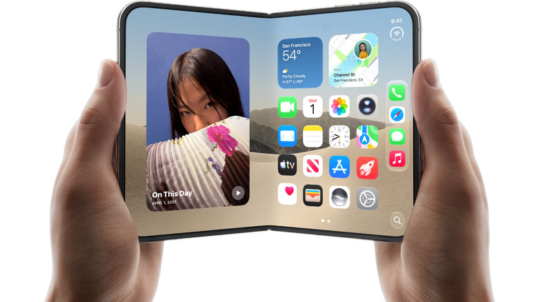 クラックゲート？iPhone Duo、発売当日からヒンジ部の画面割れ報告相次ぐ
