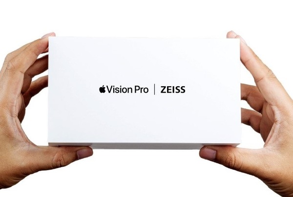 Apple Vision Pro、ZEISS製以外のインサートレンズは使えない可能性。シリアル番号やペアリングコードを用意 画像