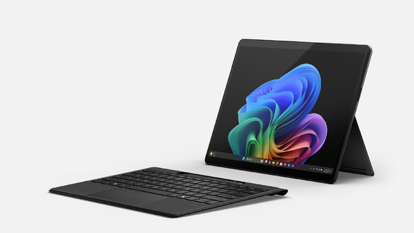 第11世代Surface Pro発表、有機EL版は約30万円から。新型キーボードは8万円 画像