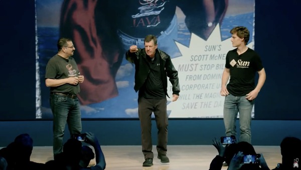 JavaOne 2025開幕、基調講演のゲストに元サン・マイクロシステムズCEO スコット・マクニーリ氏がひさびさに登場。 画像