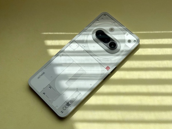 Nothing Phone (3a)がeSIM搭を搭載して日本上陸。Essential Keyのエッセンシャルってアレ？ 楽天モバイル専用カラーも（スマホ沼） 画像