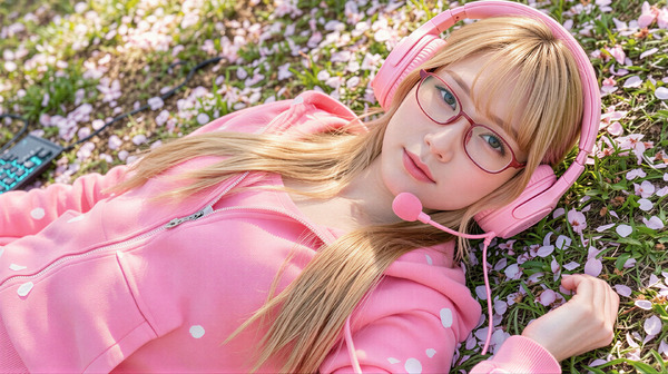 生成AIグラビアをグラビアカメラマンが作るとどうなる？第65回：顔LoRA不要、写真4枚で激似にするWorkflowを紹介しよう（西川和久） 画像