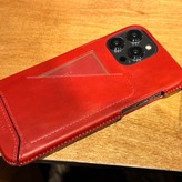 裸族だった僕がiPhone 15でPITAKAのアラミド繊維ケースを選んだ理由