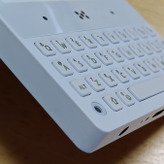 QWERTYキー好き注目の「Minimal Phone」を古の名キーボード端末と比較