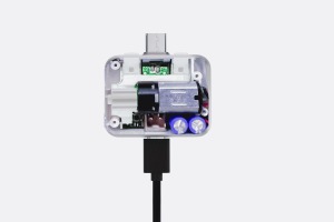満充電で物理的に外れるUSB-C充電アダプタ「満タンデタッチャブル」　待機電流の検出にも対応、USB-PD 140Wまで 画像
