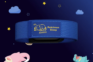 Google Fitbit Airにポケモンスリープ コラボモデル、「すやすやねむるピカチュウ」プリントのSleepy Blueバンド 画像