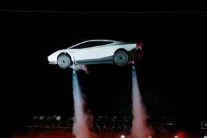 テスラが空飛ぶクルマ「ロードスター・ロケット」実演、イーロン・マスクいわく「楽しさは10点満点中11点」　逆さに貼り付く吸引ファンも搭載 画像