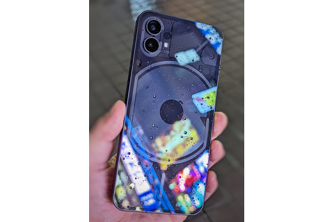 Nothing Phone (1)は8月19日発売、10日予約受付開始。透明な背にLEDが映えるプレミアムミッドレンジ 画像
