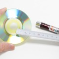 「高密度8センチCD-R」は本当に高密度なのか？定規とレーザーポインターで測ってみた：#てくのじ何でも実験室