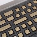 【読者プレゼント】フルメタル交換キーキャップAwekeysが早割価格のクラファン終了間近。チタンと金の光沢、滑らかな感触と打鍵音の変化も楽しめる