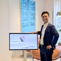 LGスマートモニター、今度は「移動式アームスタンド」で家中どこでも画面のLG Smart Monitor Swingに進化。早割価格で販売